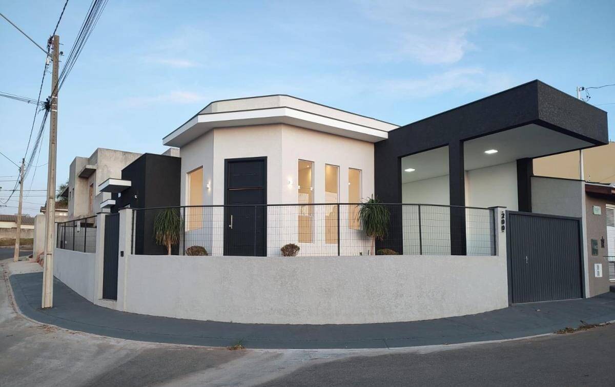 #03 - Casa para Venda em Bragança Paulista - SP