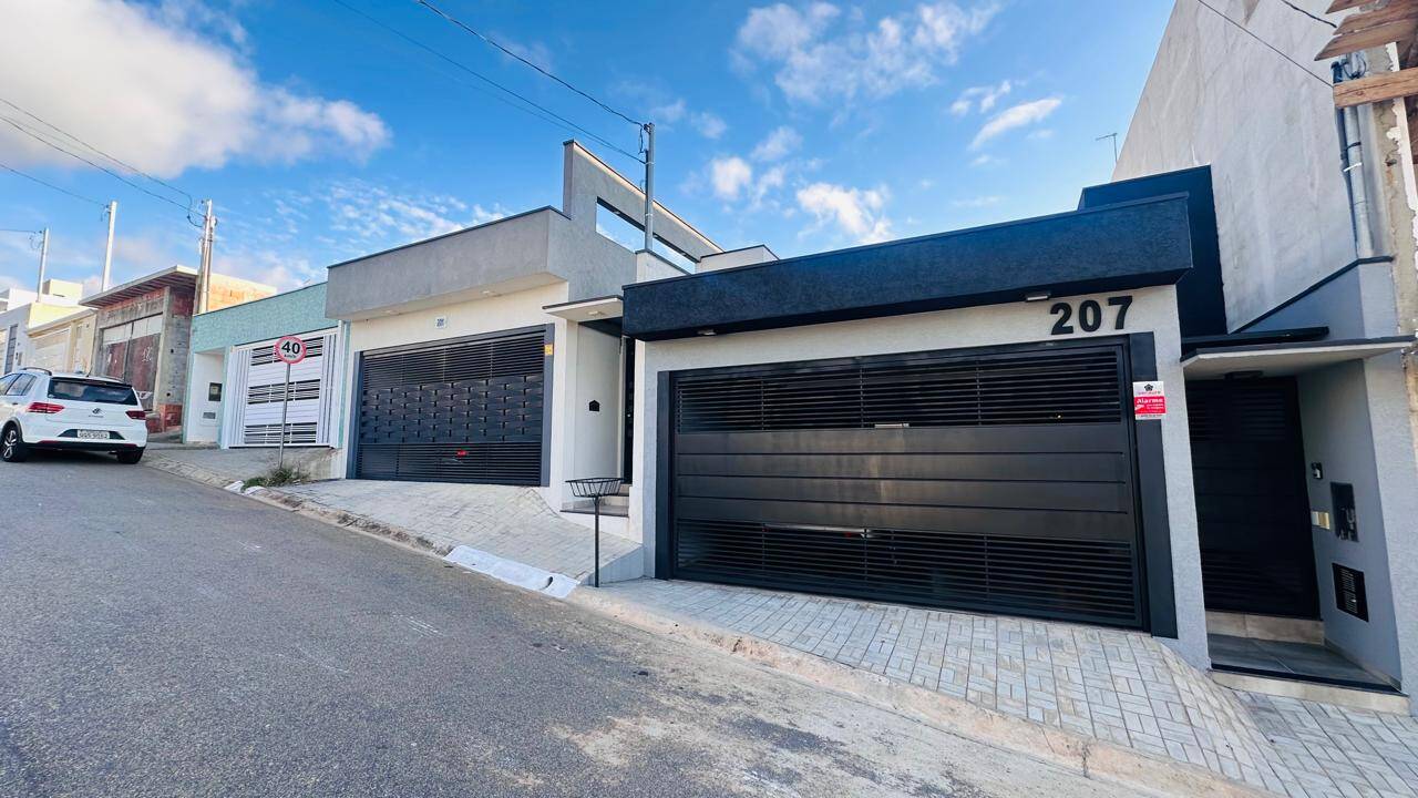 #249 - Casa para Venda em Bragança Paulista - SP