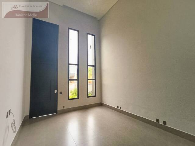 #235 - Casa em condomínio para Venda em Bragança Paulista - SP