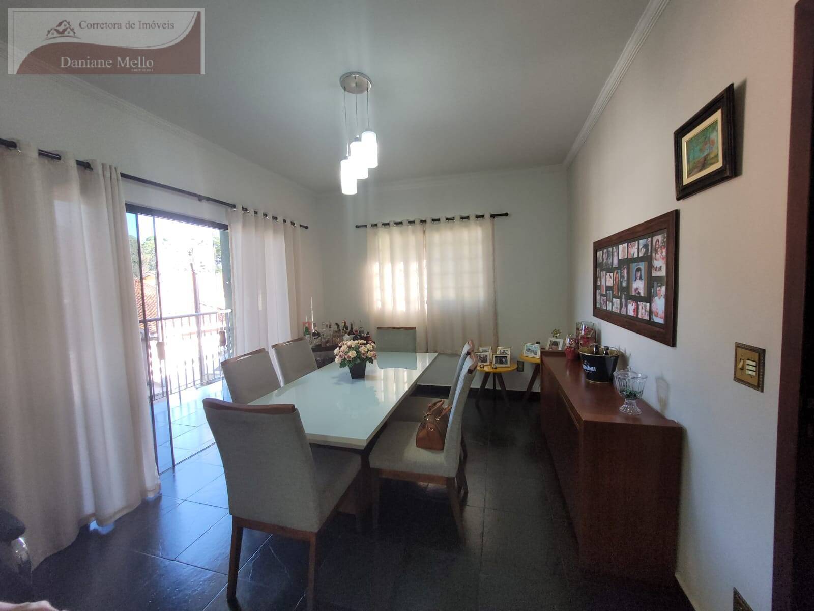Casa à venda e aluguel com 3 quartos, 311m² - Foto 7