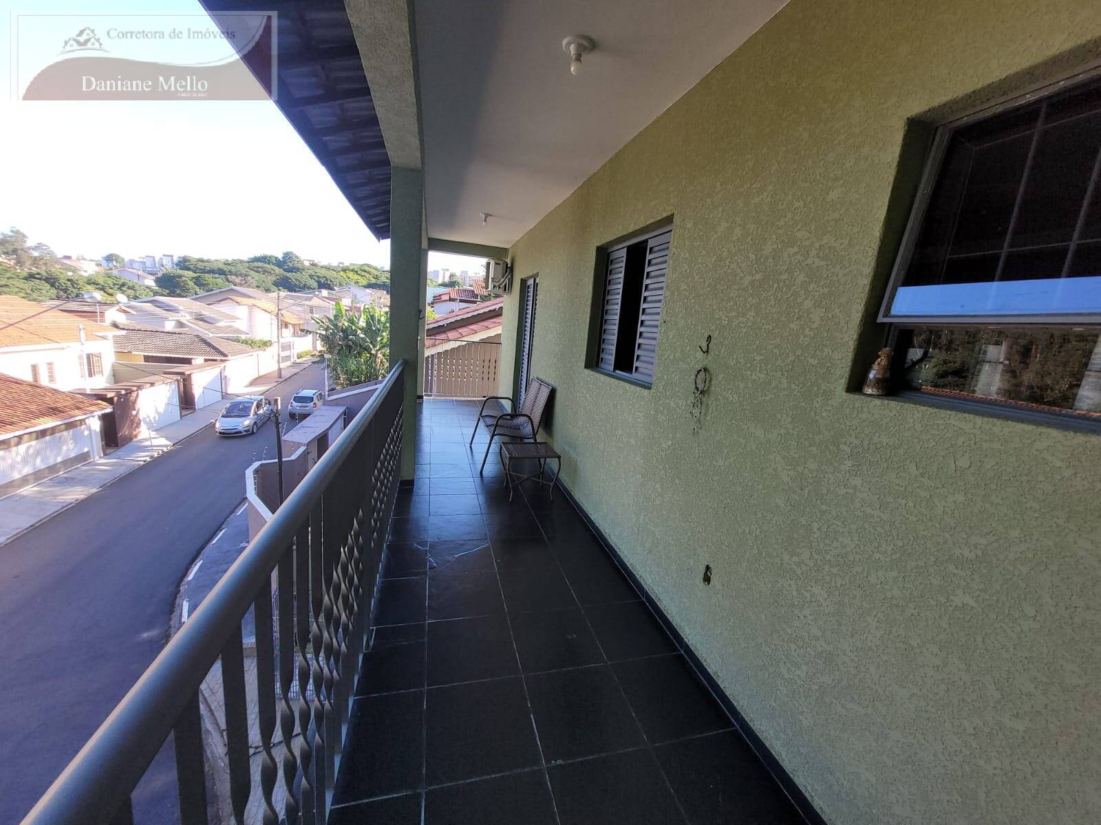 Casa à venda e aluguel com 3 quartos, 311m² - Foto 4