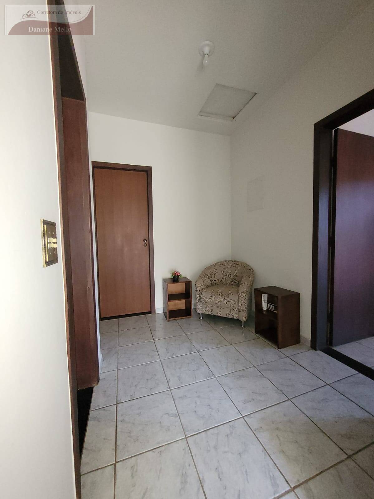 Casa à venda e aluguel com 3 quartos, 311m² - Foto 17