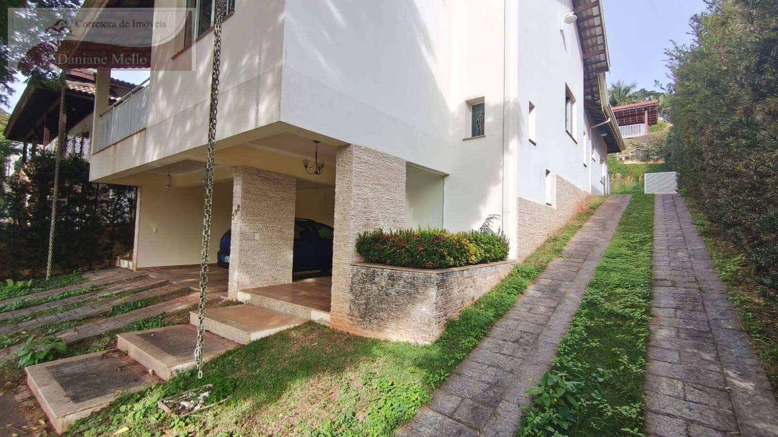 Casa de Condomínio à venda com 3 quartos, 223m² - Foto 4