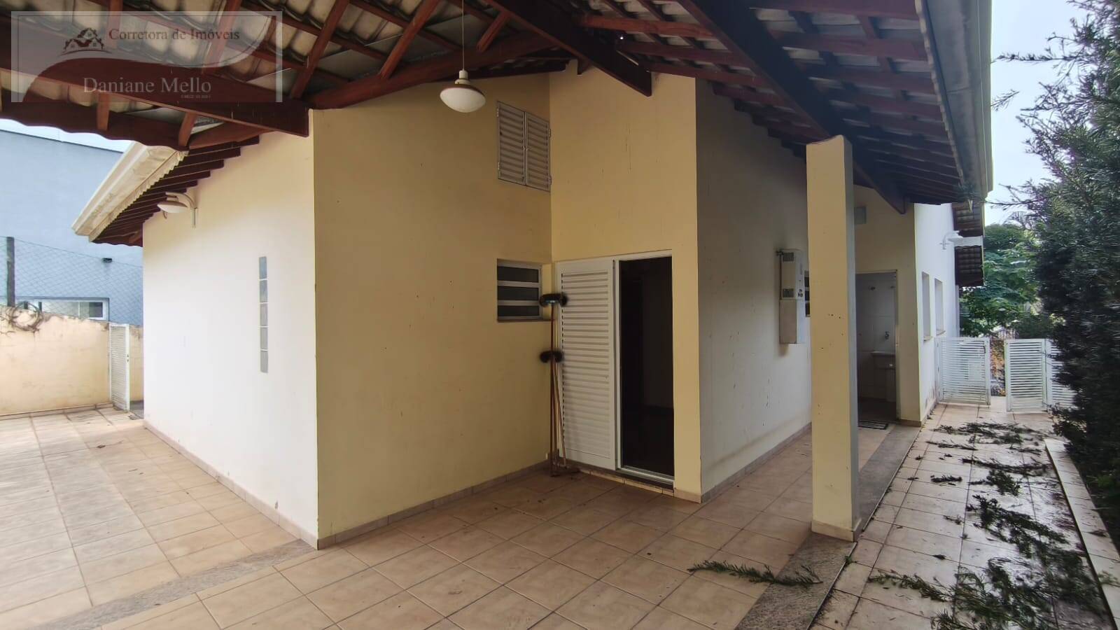 Casa de Condomínio à venda com 3 quartos, 223m² - Foto 6