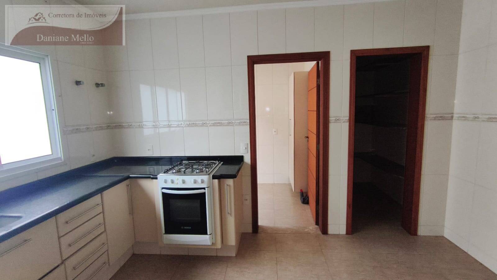 Casa de Condomínio à venda com 3 quartos, 223m² - Foto 13