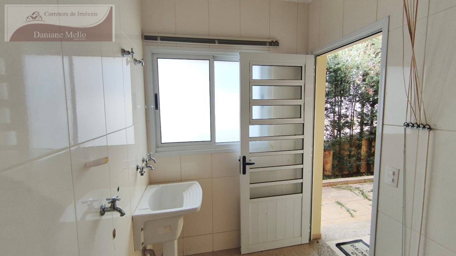 Casa de Condomínio à venda com 3 quartos, 223m² - Foto 17