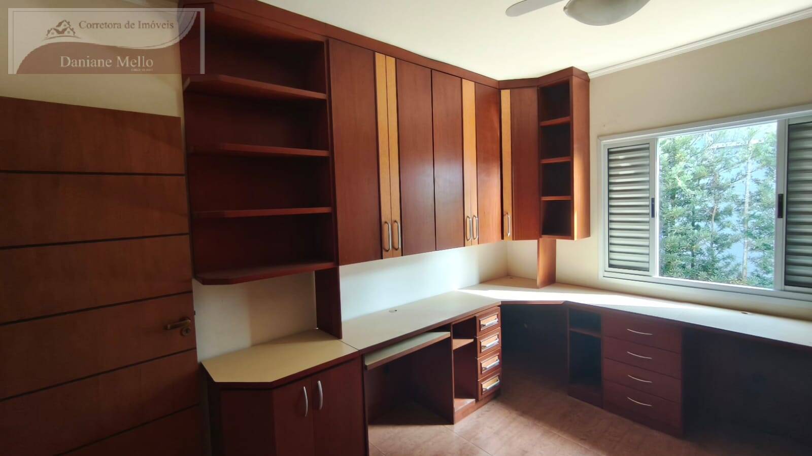 Casa de Condomínio à venda com 3 quartos, 223m² - Foto 21