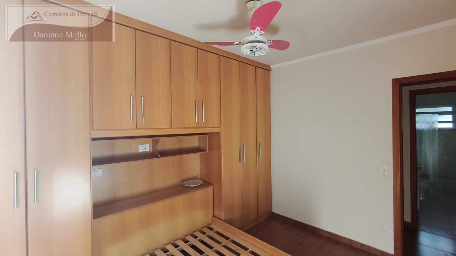 Casa de Condomínio à venda com 3 quartos, 223m² - Foto 23