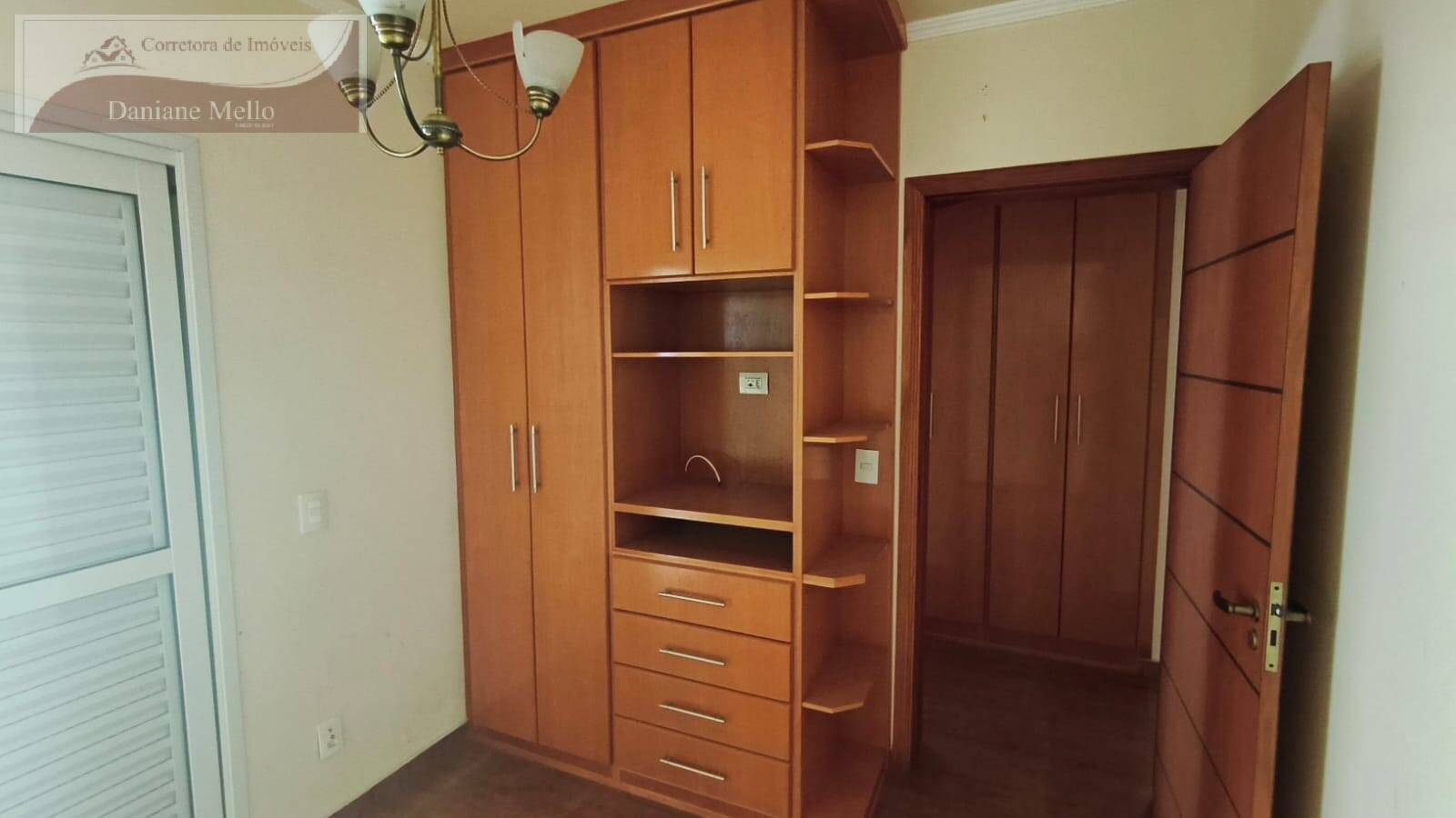 Casa de Condomínio à venda com 3 quartos, 223m² - Foto 33