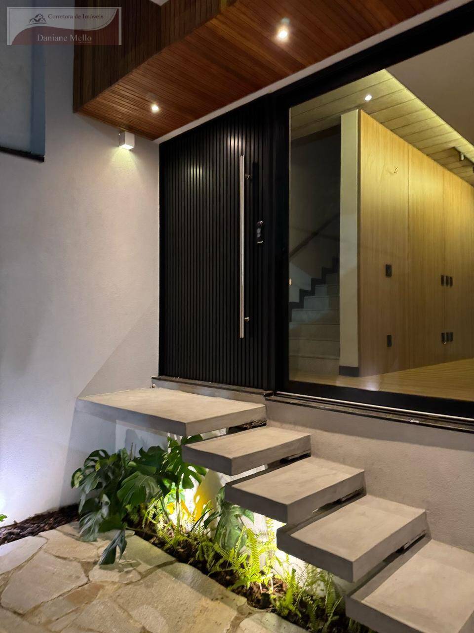 Casa, 3 quartos, 211 m² - Foto 3