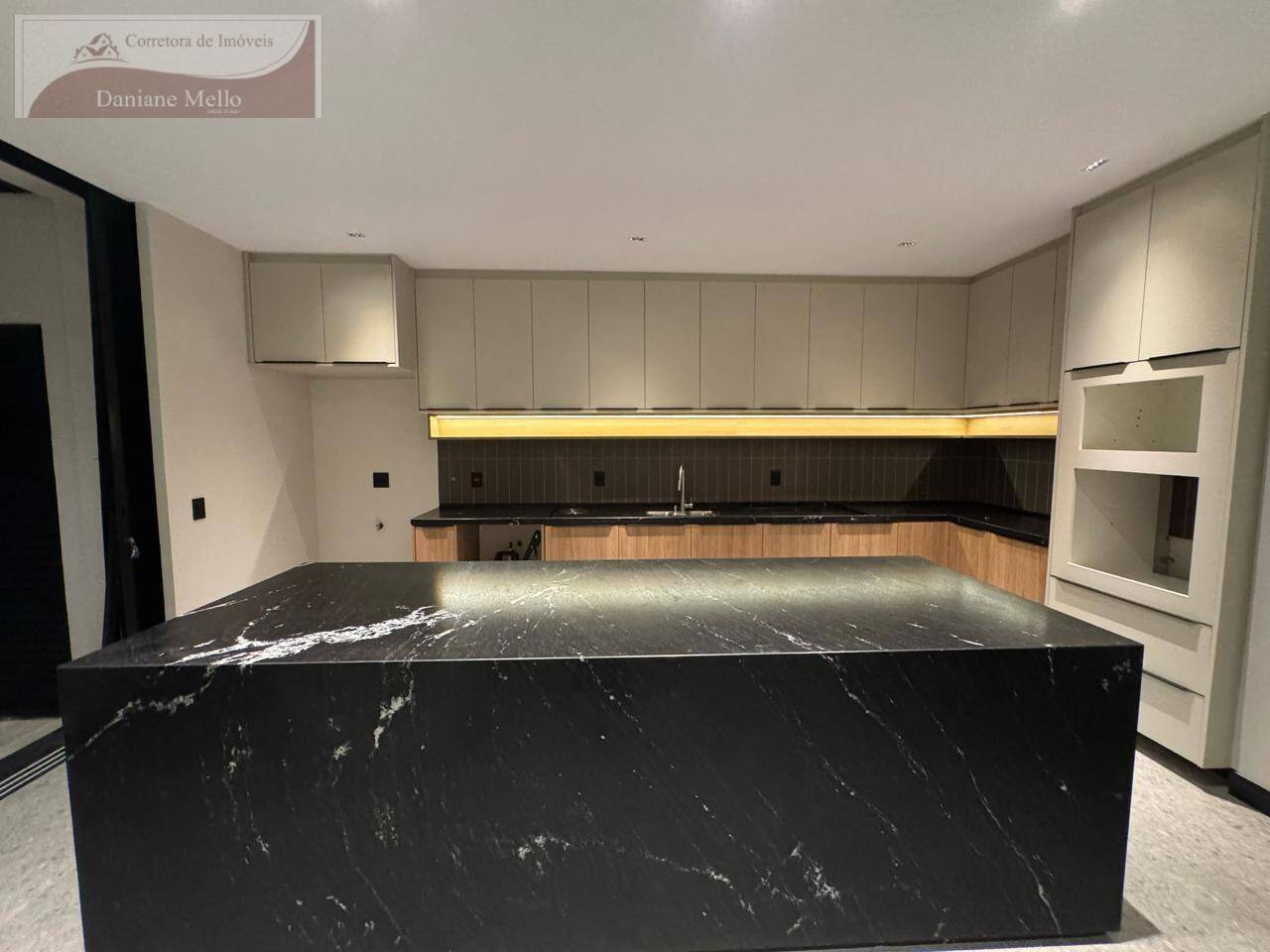 Casa, 3 quartos, 211 m² - Foto 9