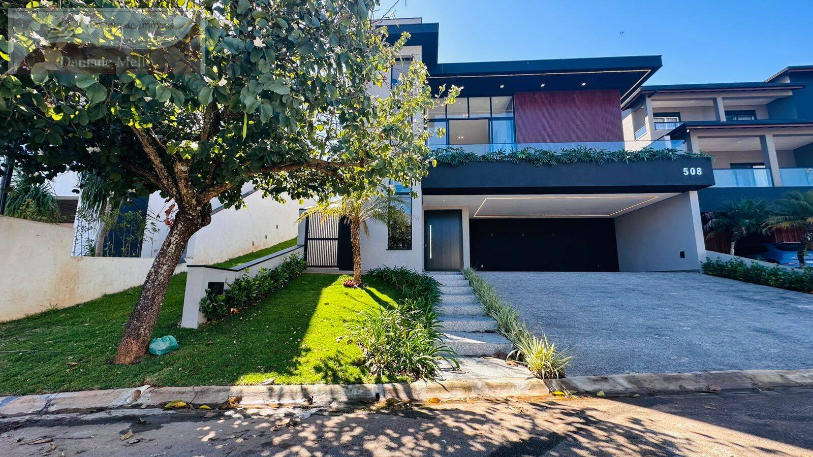 Casa, 3 quartos, 318 m² - Foto 1