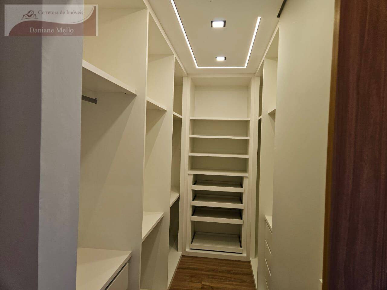 Casa, 3 quartos, 235 m² - Foto 18