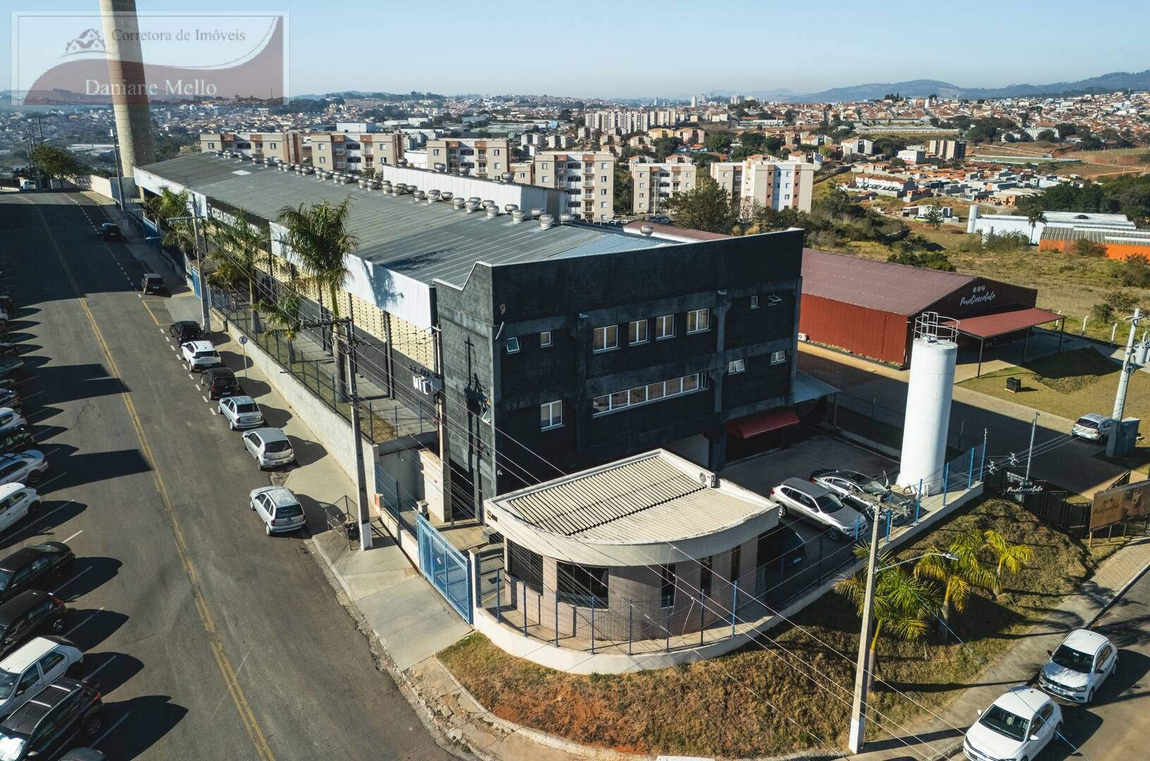 Depósito-Galpão, 2250 m² - Foto 1