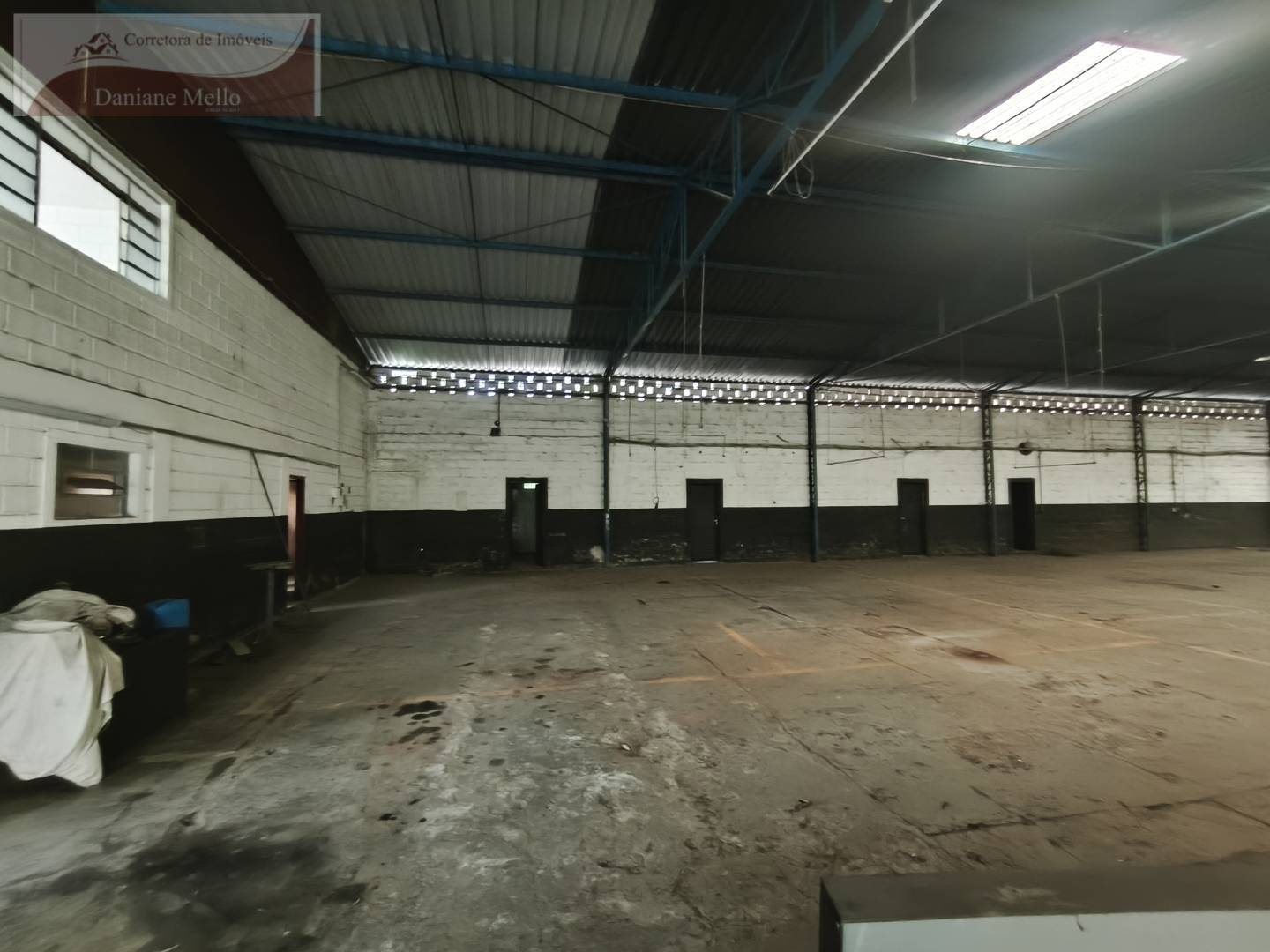 Depósito-Galpão, 1145 m² - Foto 2